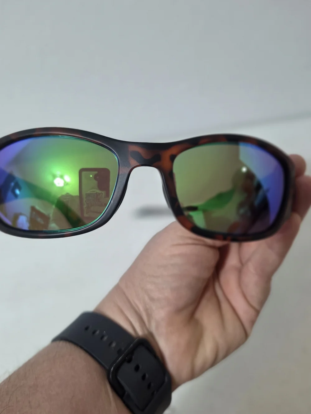 NWT Rheos Floating Polarized Men's Tortoiseshell Sunglasses